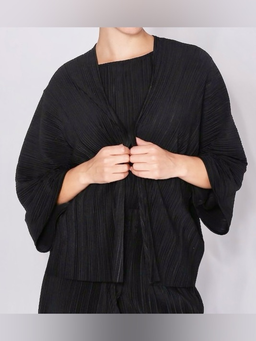 Wynne Layers Plisse Topper Kimono Cardigan Black Sz L